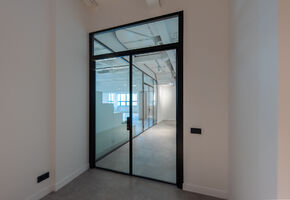 Двери Intero N в проекте Проект Nayada по установке перегородок в «Фастком»