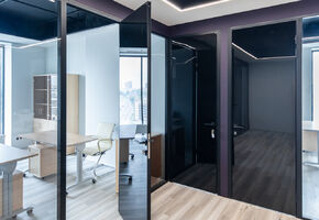 Двери Intero W в проекте Проект Nayada по установке перегородок в офисе YE`S в Технопарке