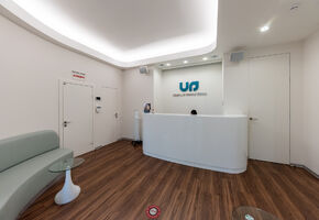 Nayada установила перегородки NAYADA-Intero и двери NAYADA в клинику Upgrade Dental Clinic, Москва
