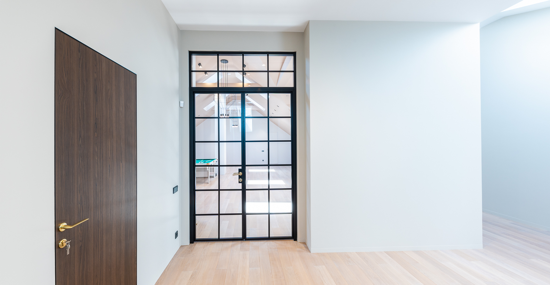 Фото проекта: Проект Nayada по установке дверей NAYADA-Quadro в частном коттедже. Изображение № 2