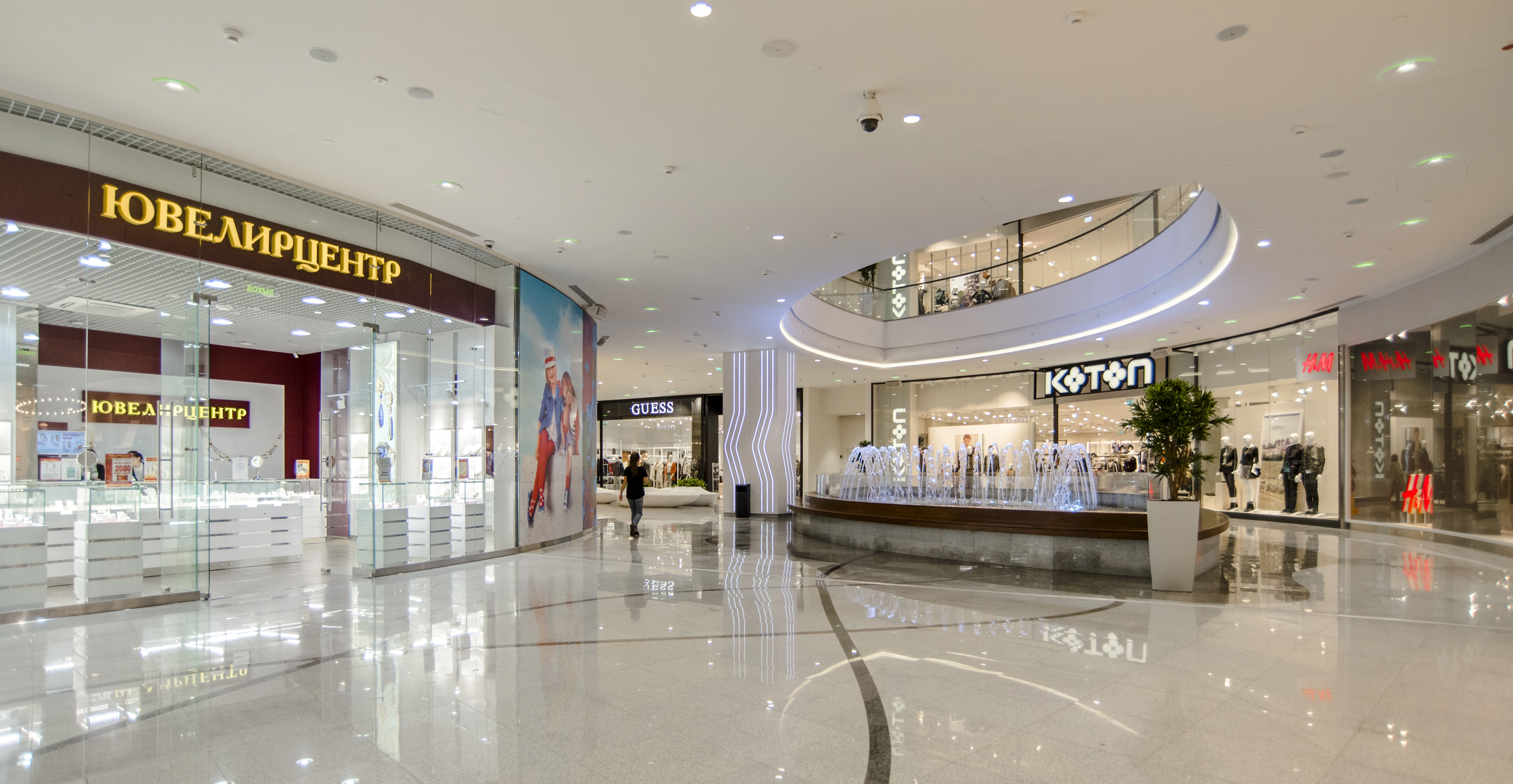 Фото проекта: ТРЦ Океания. Изображение № 5