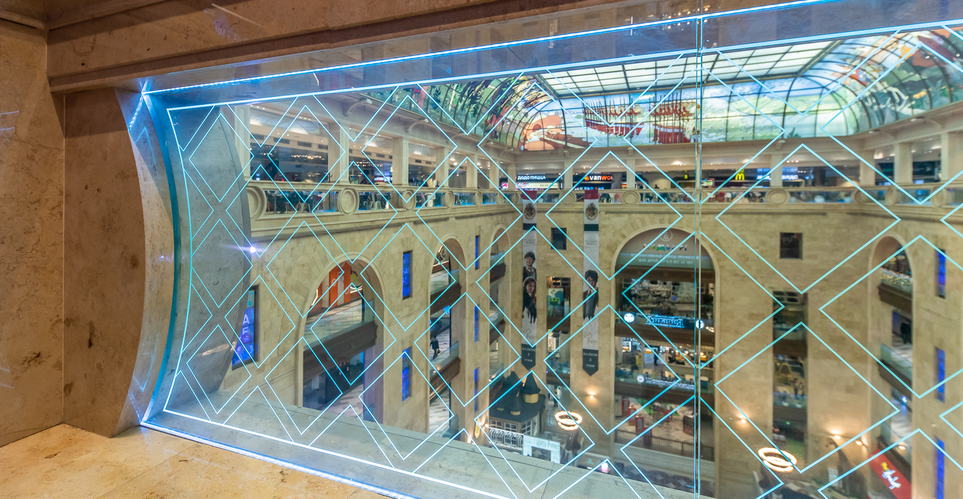 Фото проекта: Проект Nayada по установке перегородок, ограждений и мебели в &laquo;Центральном Детском Магазине на Лубянке&raquo;. Изображение № 12