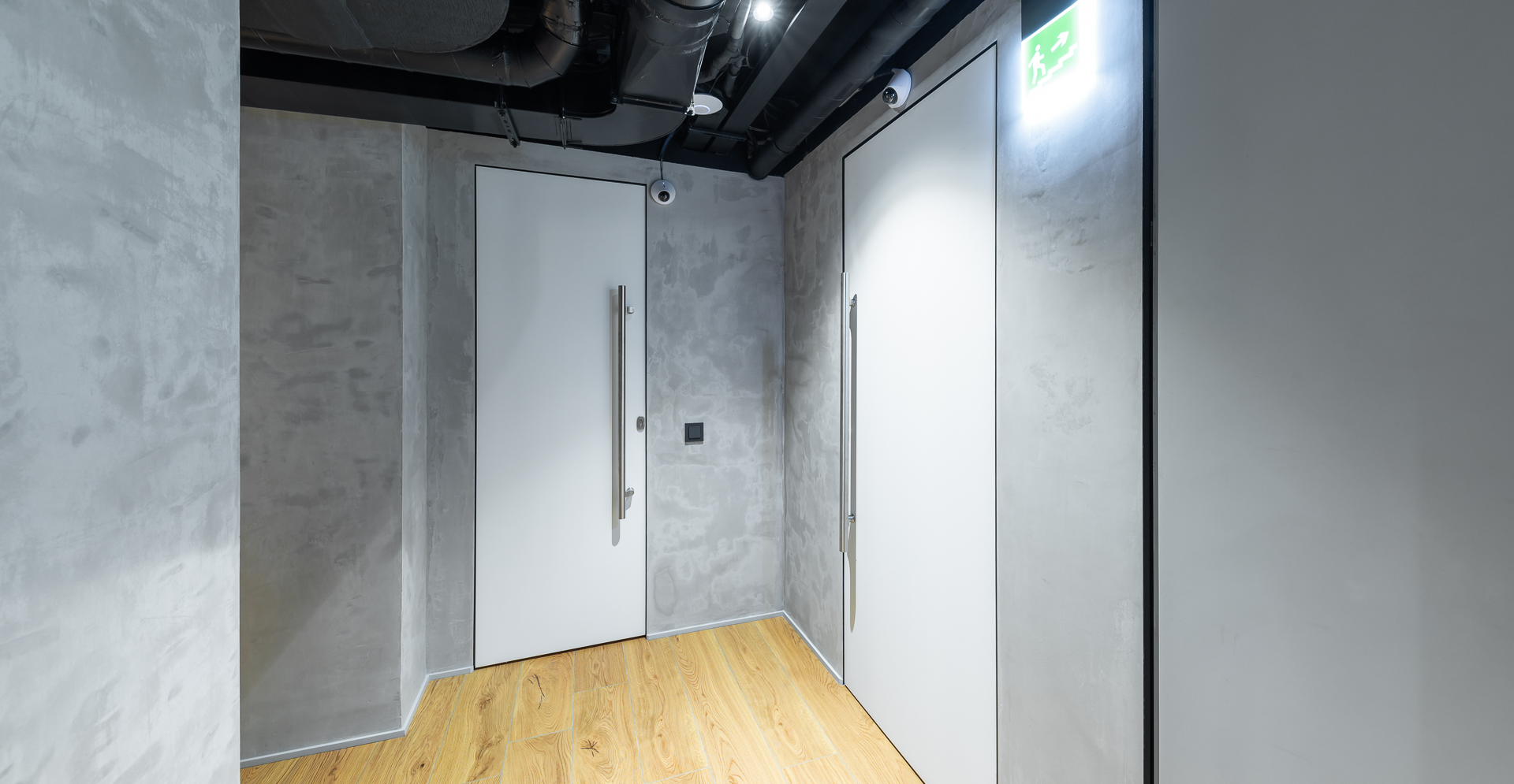 Фото проекта: Проект Nayada по установке системы перегородок в салон груминга. Изображение № 6