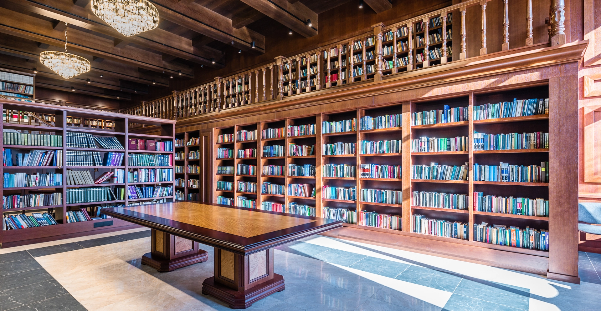 Фото проекта: Проект по оснащению библиотеки. Изображение № 7