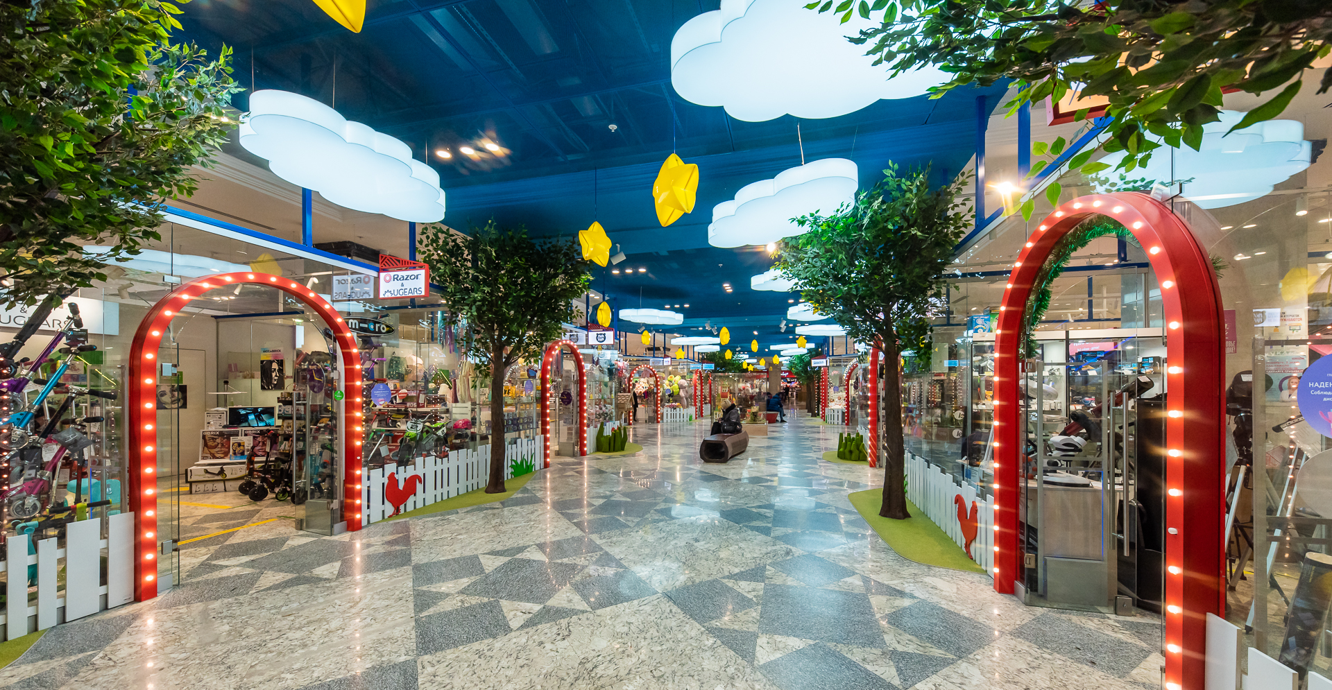 Фото проекта: Проект Nayada по установке перегородок, ограждений и мебели в &laquo;Центральном Детском Магазине на Лубянке&raquo;. Изображение № 2