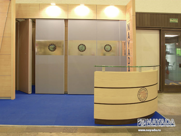 Стойки reception. Изображение №1