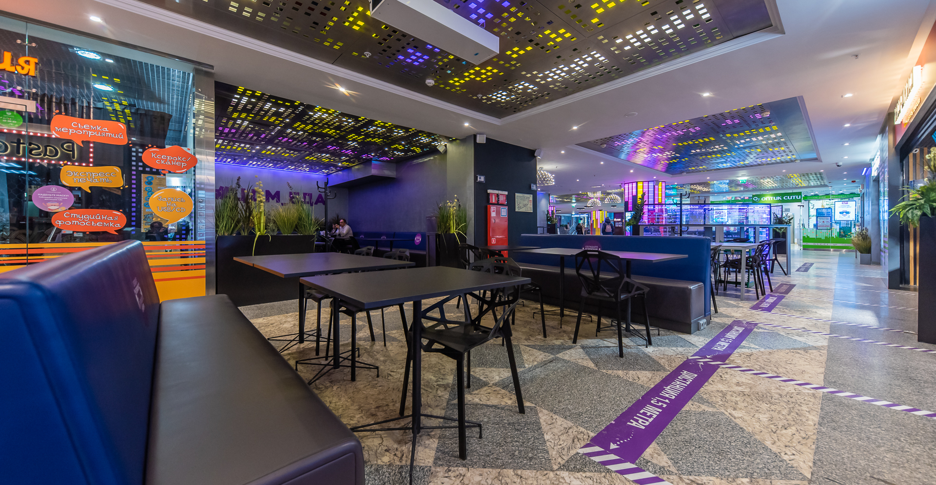 Фото проекта: Проект Nayada по установке перегородок, ограждений и мебели в &laquo;Центральном Детском Магазине на Лубянке&raquo;. Изображение № 16