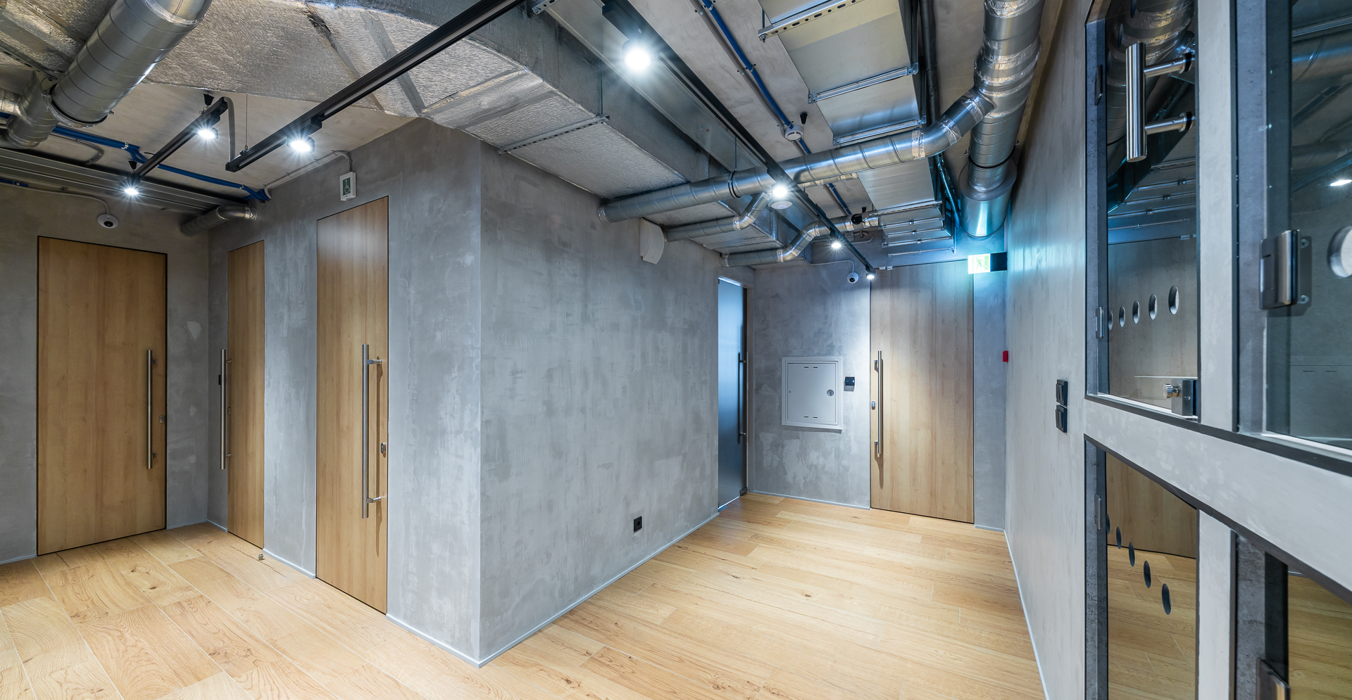 Фото проекта: Проект Nayada по установке системы перегородок в салон груминга. Изображение № 9