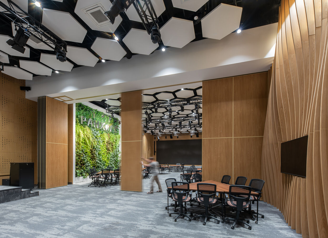 Глухие трансформируемые перегородки NAYADA SmartWall H7